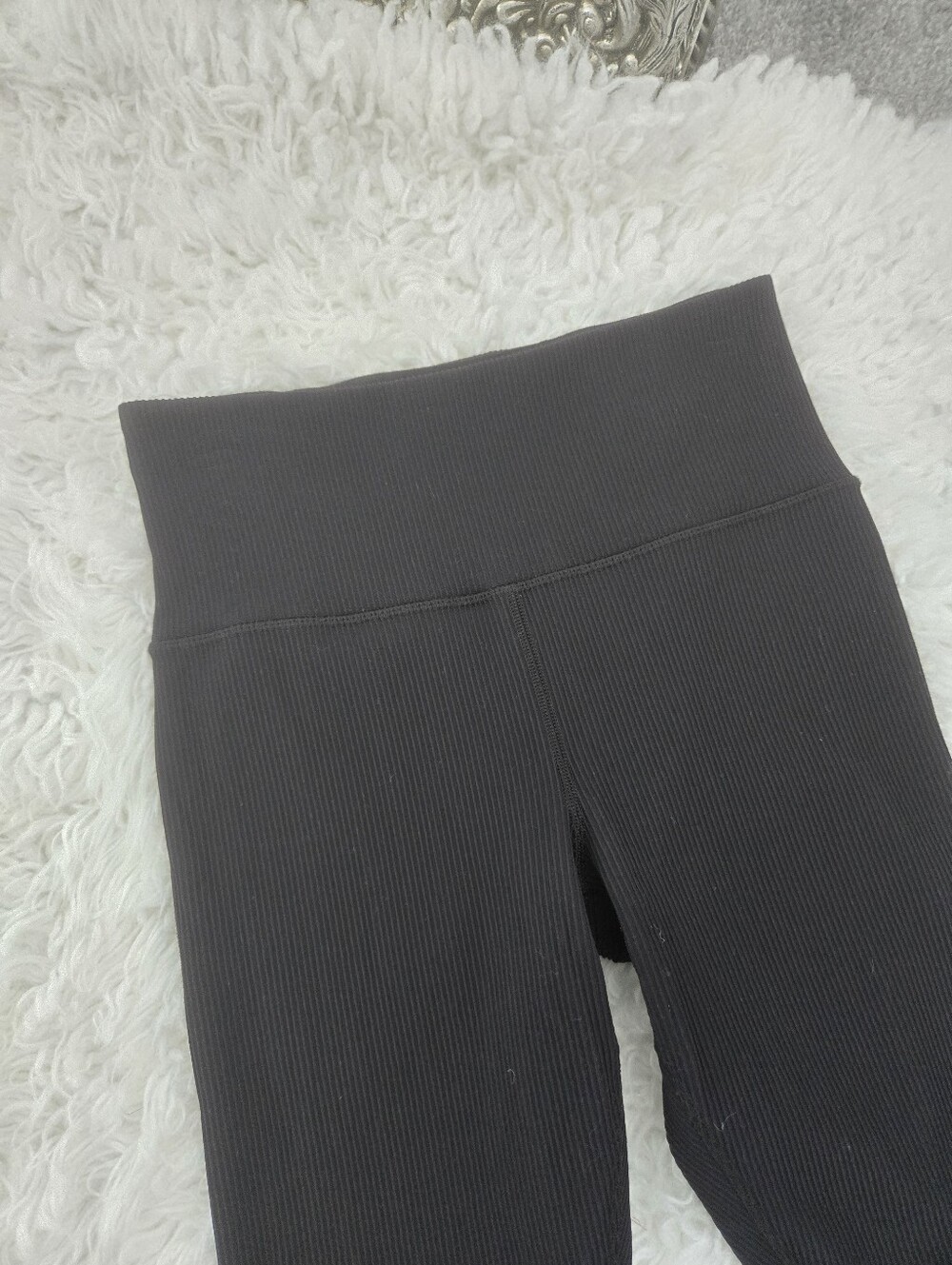 Athleta Elation Rib tight. Black. Size Medium. - Picture 2 of 9